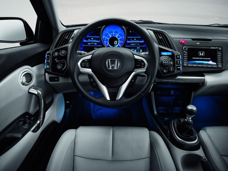  Honda CR-Z Sport Hybrid Coupe 2011 года  (фото 30 из 31)